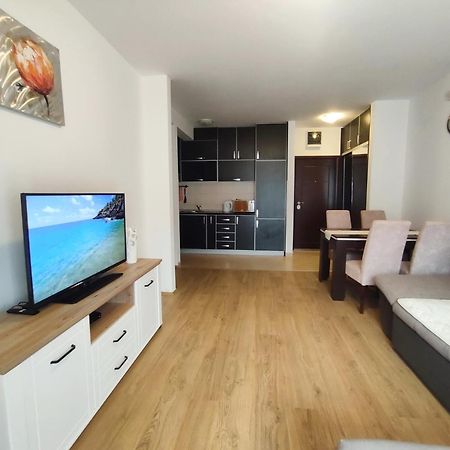Adrialux2 Apartamento Budva Exterior foto