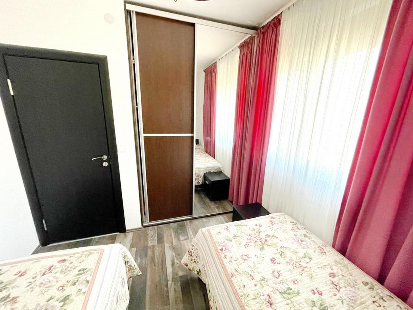 Adrialux2 Apartamento Budva Exterior foto